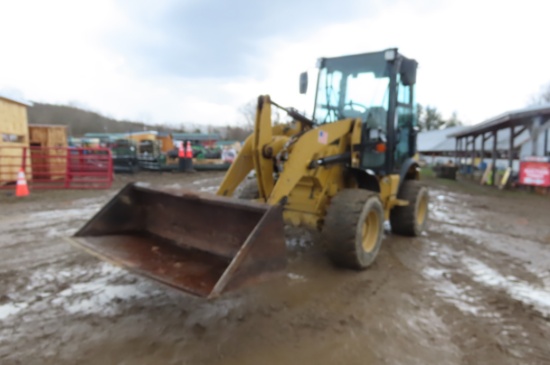 CAT 90302 MIN WHEEL LOADER SKIDSTER QUICK