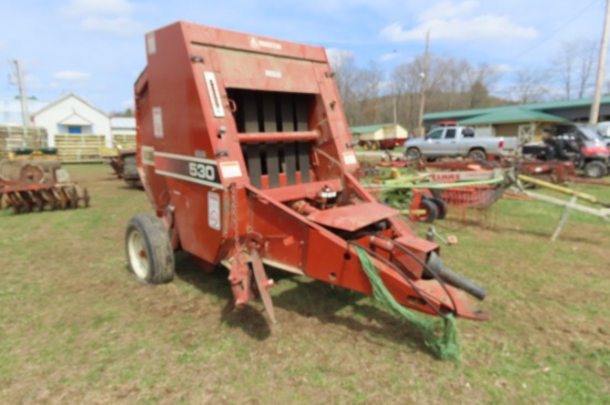 HESSTON 530 ROUND BALER - FROM THE RICH MERRIOTT