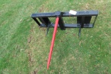 SKIDSTEER ATTACH SINGLE BALE SPEAR- BLACK