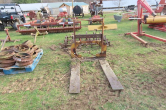 3PT HITCH HOMEMADE PALLET FORK