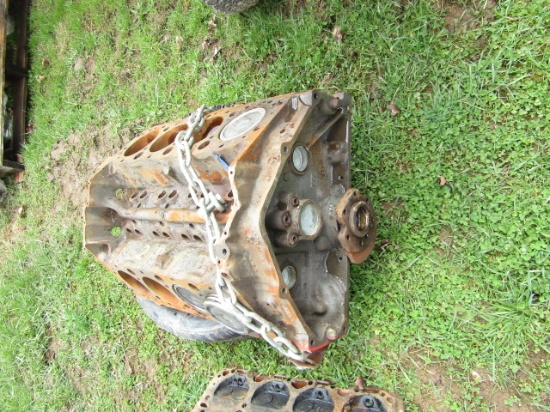 305 CHEVY BOARD 10 OVER , NO CAM NO PUSH RODS