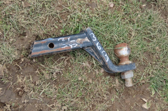 BALL HITCH