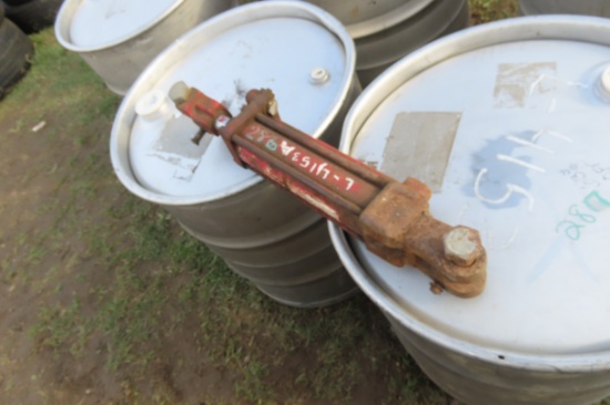 HYDRAULIC CYCLINDER