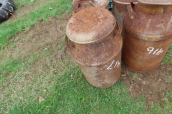 MILK CAN WITH LID