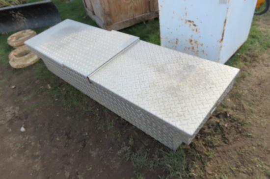 TRUCK TOOL BOX