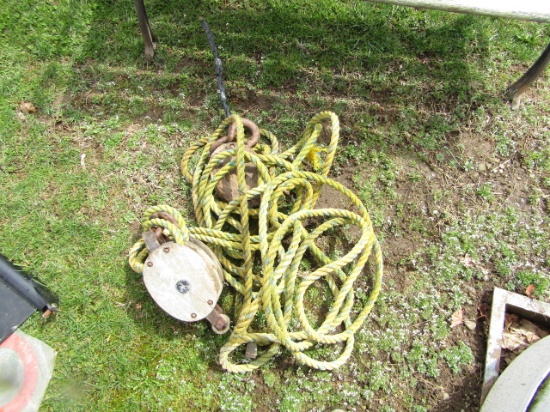 ANTIQUE TACKLE