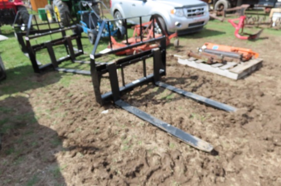 KIVEL SKIDSTEER QUICK ATTACH 3500 PALLET FORKS