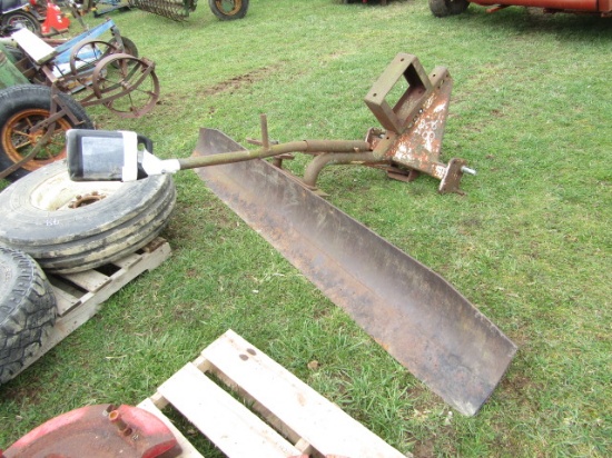 3PT HITCH BACK BLADE WITH BALE SPEAR ATTACHED