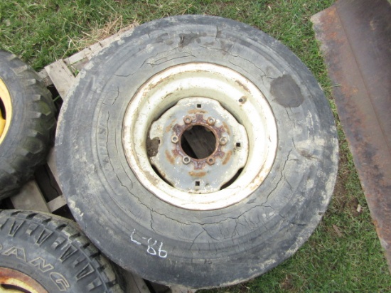 10.00-16 FRONT TRACTOR TIRE ON RIM