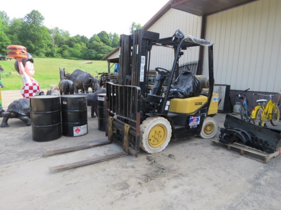 DAEWOO G25E FORK LIFT RUNS DRIVES OPERATES
