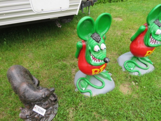 SCARY MOUSE ALUMINUM STATUE APPROX 37" TALL