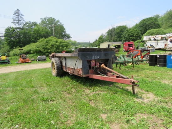 NEW IDEA MANURE SPREADER WITH END GATE , REAR