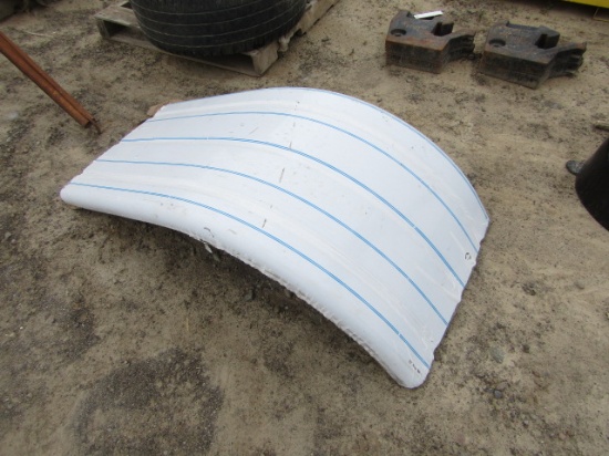SET OF TRUCK FENDERS