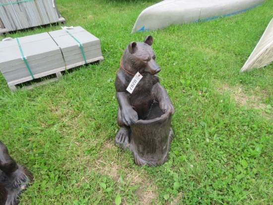 ALUMINUM STATUE         STANDIN BEAR SMALL APPROX