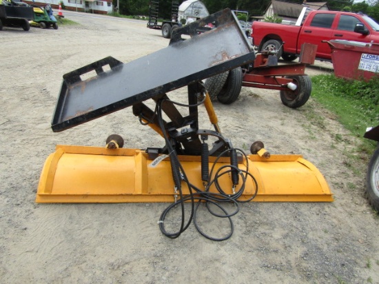 7'6" SNOW PLOW WITH SKID STEER QUICK ATTACH