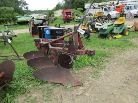 MASSEY FERGUSON 66 3 BOTTOM PLOW 3 PT HITCH