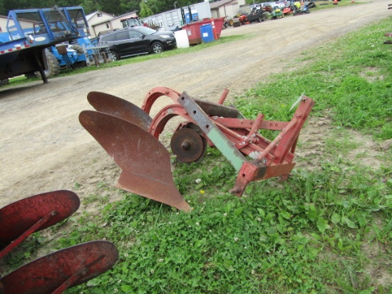 3PT HITCH 2 BOTTOM PLOW