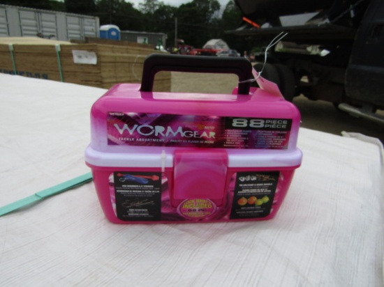 NEW WORMGEAR 88PC KIDS TACKLEBOX SET