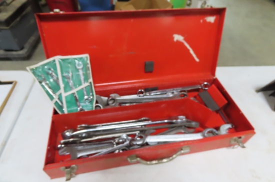MILWAUKEE METAL TOOL BOX WITH MISC WRENCHES-