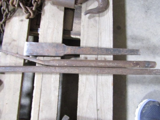 3 TIRE IRONS