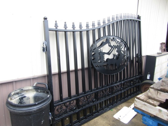 NEW 20FT DRIVEWAY GATES - 2 10FT SECTIONS DEER