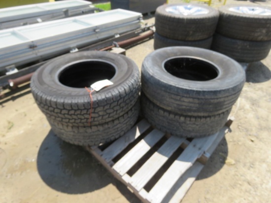 LT 245/75R16 TIRES NOT ALL THE SAME BRAND (4)