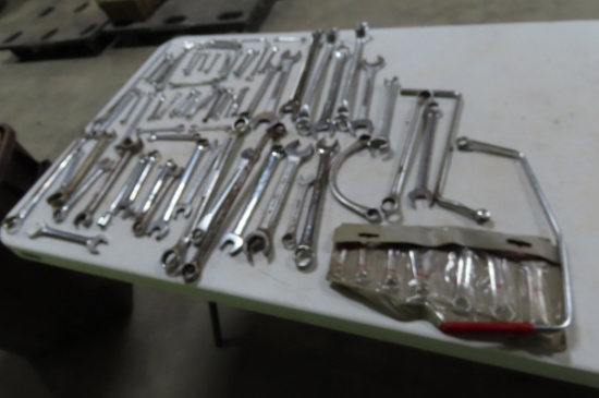 LARGE GROUP OF WRENCHES VARIOUS SIZES SNAP ON,