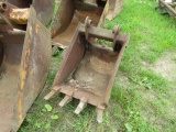 EXCAVATOR BUCKET 18