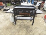 BLACKSTONE GRIDDLE - MISSING TOP COVER
