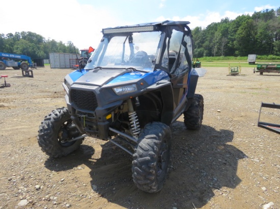 POLARIS RZR SIDE BY SIDE -629 HOURS, 4X4, RUNS AND