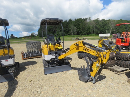 SDLANCH ME20 MINI EXCAVATOR WITH HYDRAULIC THUMB