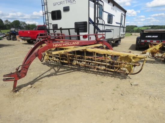NEW HOLLAND 256 ROLL BAR RAKE - NEEDS REPAIR