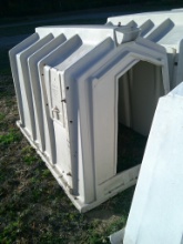 CALF HUTCH