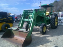 JOHN DEERE 2940 TRACTOR WITH LOADER