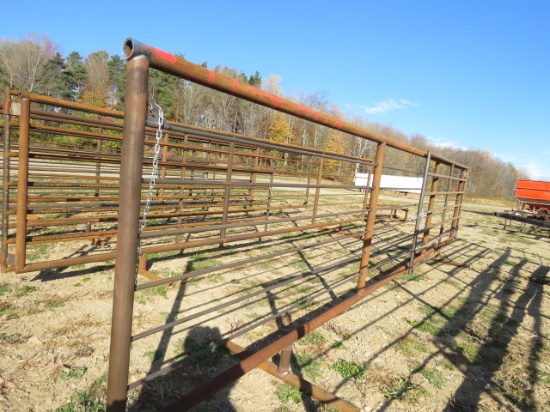 NEW 24FT RAISED CATTLE PANEL WITH 12FT SWING