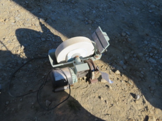 DELTA UNIVERSAL WET/DRY GRINDER