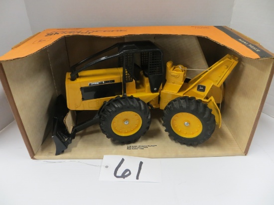 JD Skidder w/box