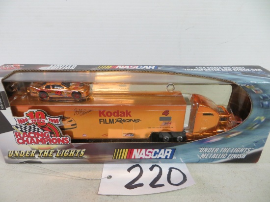 Ertl Chevrolet Racing Transportor #5, Limited Edition, 1/64 Scale
