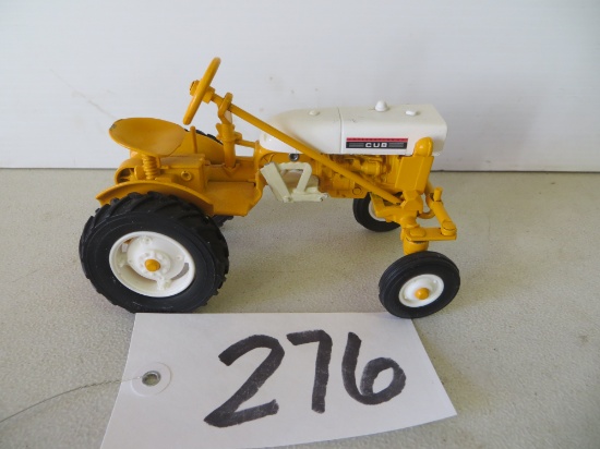 Ertl	IH Cub, shift broke