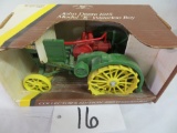 JD 1915 Model R Waterloo Boy, Ertl