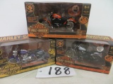 02' Dyna, 883R, 03' Road King , Harley Davidson, 1/18 Scale