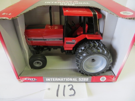 IH 5288 w/duals, Ertl