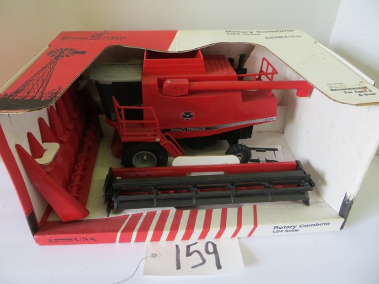 Massey Ferguson Rotary Combine w/hds, 1/24