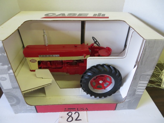 Farmall 560, Collector Edition, Scale Model, 1/8 scale