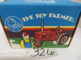 Ertl	Toy Farmer 1991 Farmall Super M-TA