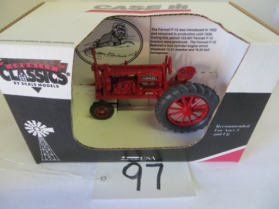 Farmall F-12 Country Classic, Scale Model