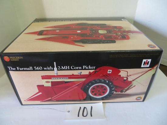 Farmall 520 w/2 M-H corn picker, Precision Series #14. Ertl