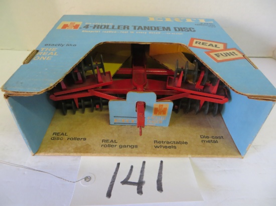4-Rolle Tandem Disc w/blue box Replica, Ertl