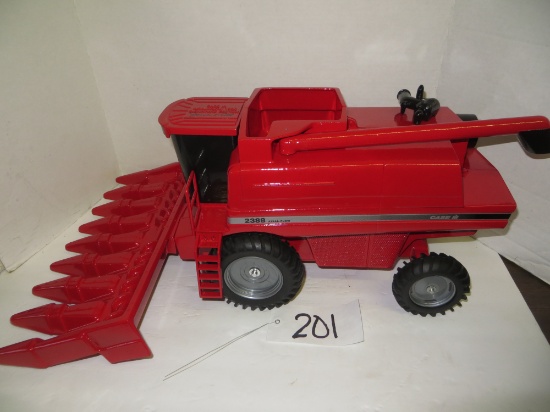 CIH 2388 Axial Flow Combine w/8 row narrow head, 1998 Signature Edition signed by Joe Ertl 1/16