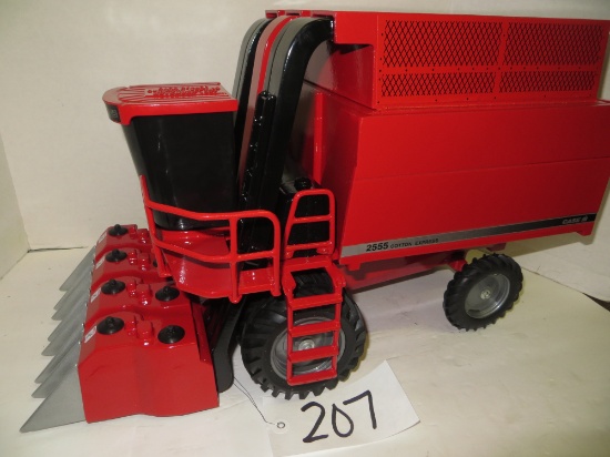 CIH 2555 Cotton Express w/4 row head, 1997 Case Dealer Edition, TN, Scale Model